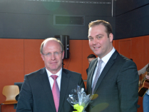 Als kleines Dankeschön übergab Felix Schreiner an den Landtagspräsidenten einen Geschenkkorb mit Produkten des Wahlkreises
